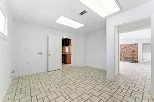 5443 Queensloch Dr, Houston, TX 77096 - Photo 16