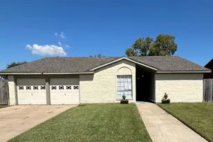 401 Strey Ct, Deer Park, TX 77536 - Photo 2