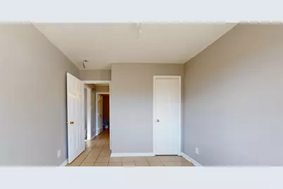 8402 Berwyn Drive, Houston, TX 77037 - Photo 14