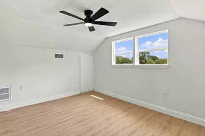 3931 Tiffany Drive, Houston, TX 77045 - Photo 20