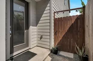 607 Bayou St, Houston, TX 77020 - Photo 22