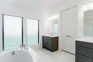 14811 Opossum Branch Ct, Cypress, TX 77433 - Photo 18