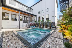 1913 Du Barry Ln, Houston, TX 77018 - Photo 2