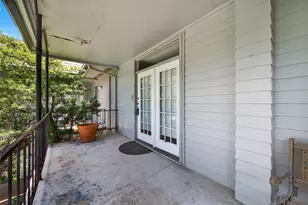3300 Yorktown St, Houston, TX 77056 - Photo 2