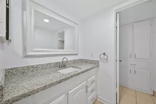 3300 Yorktown St, Houston, TX 77056 - Photo 20
