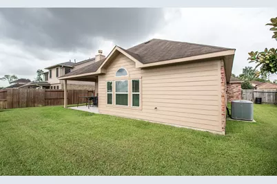 18714 Deer Trace Drive, Crosby, TX 77532 - Photo 8
