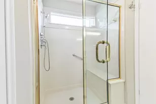 6915 Chancellor Dr, Spring, TX 77379 - Photo 24