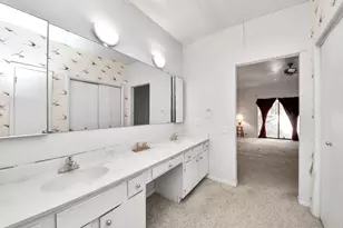 1336 Chardonnay Dr, Houston, TX 77077 - Photo 30