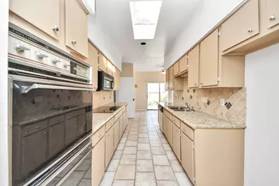1336 Chardonnay Drive, Houston, TX 77077 - Photo 18