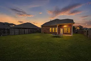 8026 Caden Mills Ln, Richmond, TX 77407 - Photo 4