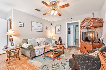 10304 Cloud Lane, Galveston, TX 77554 - Photo 12