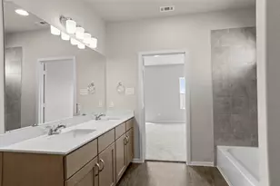 4529 Blue Mountain Laurel St, Pinehurst, TX 77362 - Photo 18