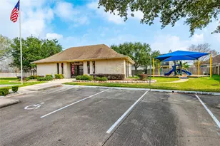 1615 Evergreen Ln, Seabrook, TX 77586 - Photo 36