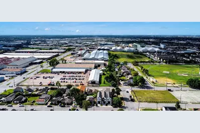 5402 Margarita Street, Houston, TX 77020 - Photo 38