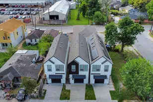 5402 Margarita St, Houston, TX 77020 - Photo 2