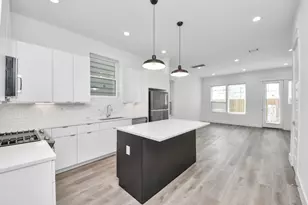 5402 Margarita St, Houston, TX 77020 - Photo 6