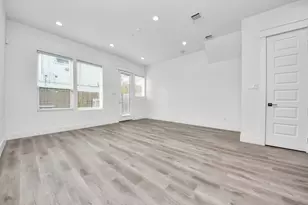 5402 Margarita St, Houston, TX 77020 - Photo 16