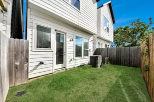 5402 Margarita St, Houston, TX 77020 - Photo 32