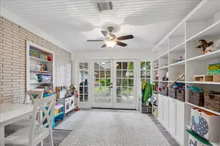5638 Piping Rock Ln, Houston, TX 77056 - Photo 14