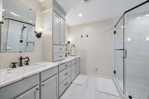 5638 Piping Rock Ln, Houston, TX 77056 - Photo 24