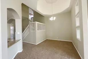 8707 E Cres Lake Cir, Baytown, TX 77521 - Photo 6