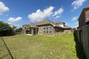 8707 E Cres Lake Cir, Baytown, TX 77521 - Photo 44