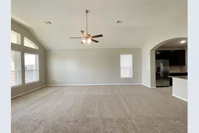 8707 E Crescent Lake Circle, Baytown, TX 77521 - Photo 8