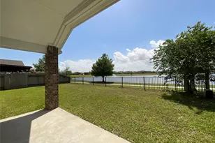 8707 E Cres Lake Cir, Baytown, TX 77521 - Photo 42