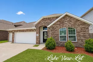 8707 E Cres Lake Cir, Baytown, TX 77521 - Photo 1
