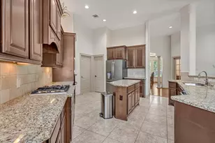 32610 Wheatley Ct, Fulshear, TX 77441 - Photo 12