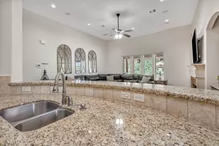 32610 Wheatley Ct, Fulshear, TX 77441 - Photo 14