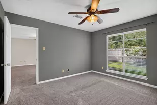 2822 Oakside Dr, Bryan, TX 77802 - Photo 14
