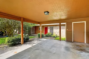 2822 Oakside Dr, Bryan, TX 77802 - Photo 2