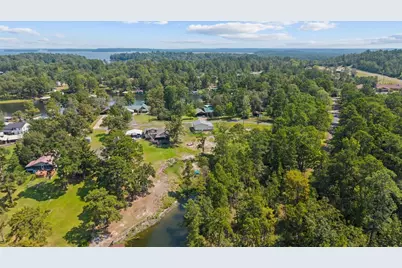 143 Whispering Pines, Burkeville, TX 75932 - Photo 4