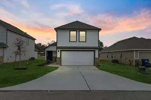 15022 Sorrento Bay Ct, Willis, TX 77318 - Photo 2