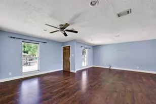 7213 Rhobell St, Houston, TX 77016 - Photo 4