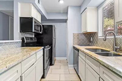 12100 Melville Drive #301C, Montgomery, TX 77356 - Photo 20