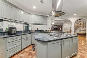 2426 Tackaberry St, Houston, TX 77009 - Photo 6