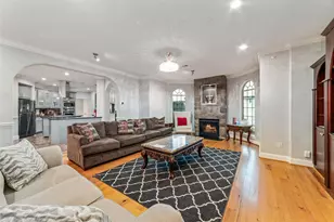 2426 Tackaberry St, Houston, TX 77009 - Photo 12