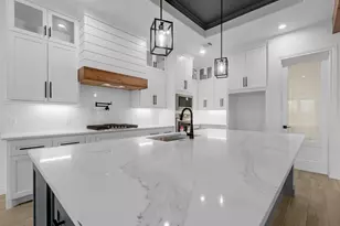 3081 Coastal Dr, Dayton, TX 77535 - Photo 8