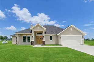 3081 Coastal Dr, Dayton, TX 77535 - Photo 1