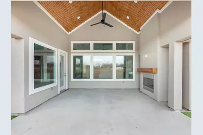 3081 Coastal Dr, Dayton, TX 77535 - Photo 30