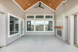 3081 Coastal Dr, Dayton, TX 77535 - Photo 30