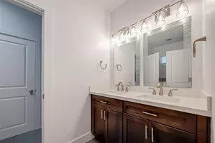 30 N St Charles St, Houston, TX 77003 - Photo 20