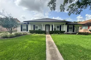 7706 Braesview Ln, Houston, TX 77071 - Photo 2