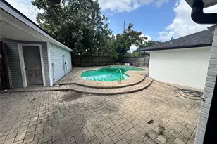 7706 Braesview Ln, Houston, TX 77071 - Photo 34