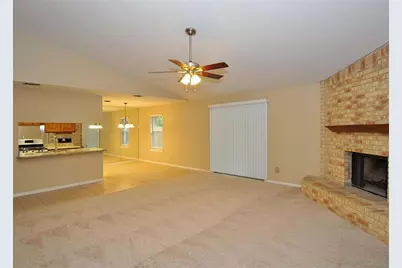 5119 Creek Shadows Drive, Houston, TX 77339 - Photo 4