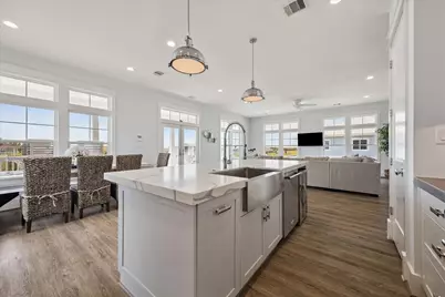 2012 Laguna Harbor Cove Boulevard, Port Bolivar, TX 77650 - Photo 8