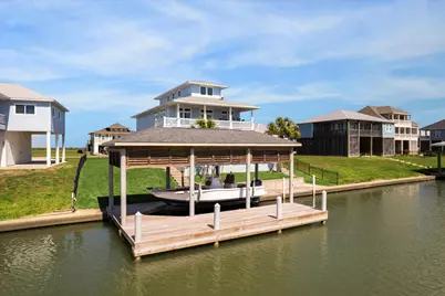 2012 Laguna Harbor Cove Boulevard, Port Bolivar, TX 77650 - Photo 2