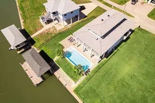 2012 Laguna Harbor Cove Blvd, Port Bolivar, TX 77650 - Photo 4